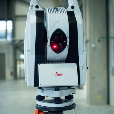 Laser-Tracker-AT403-2.jpg