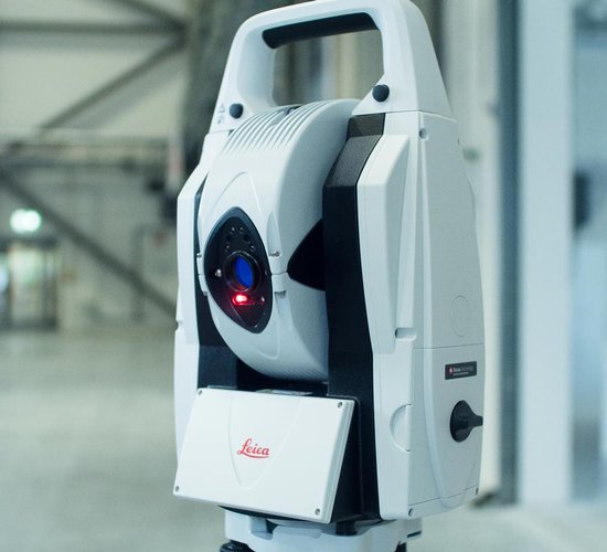 Laser-Tracker-AT403-3.jpg